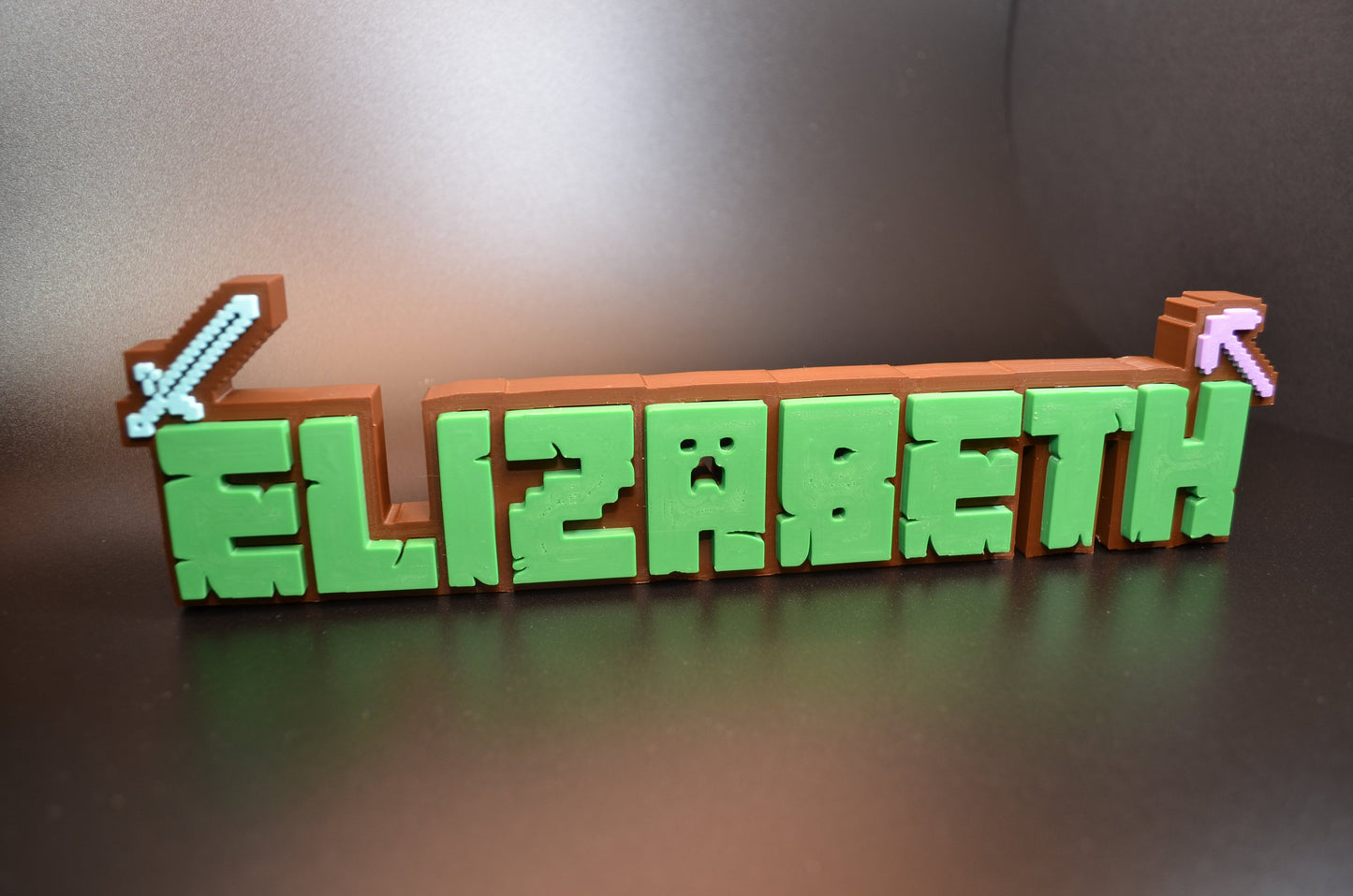Minecraft-Inspired Personalized Custom 3D-Printed Name Sign